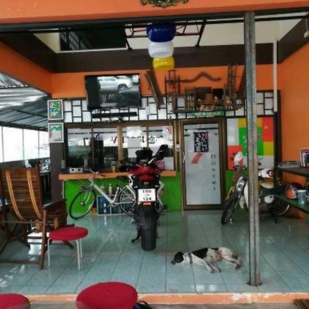 Oyo 586 I Hostel Phuket Bagian luar foto
