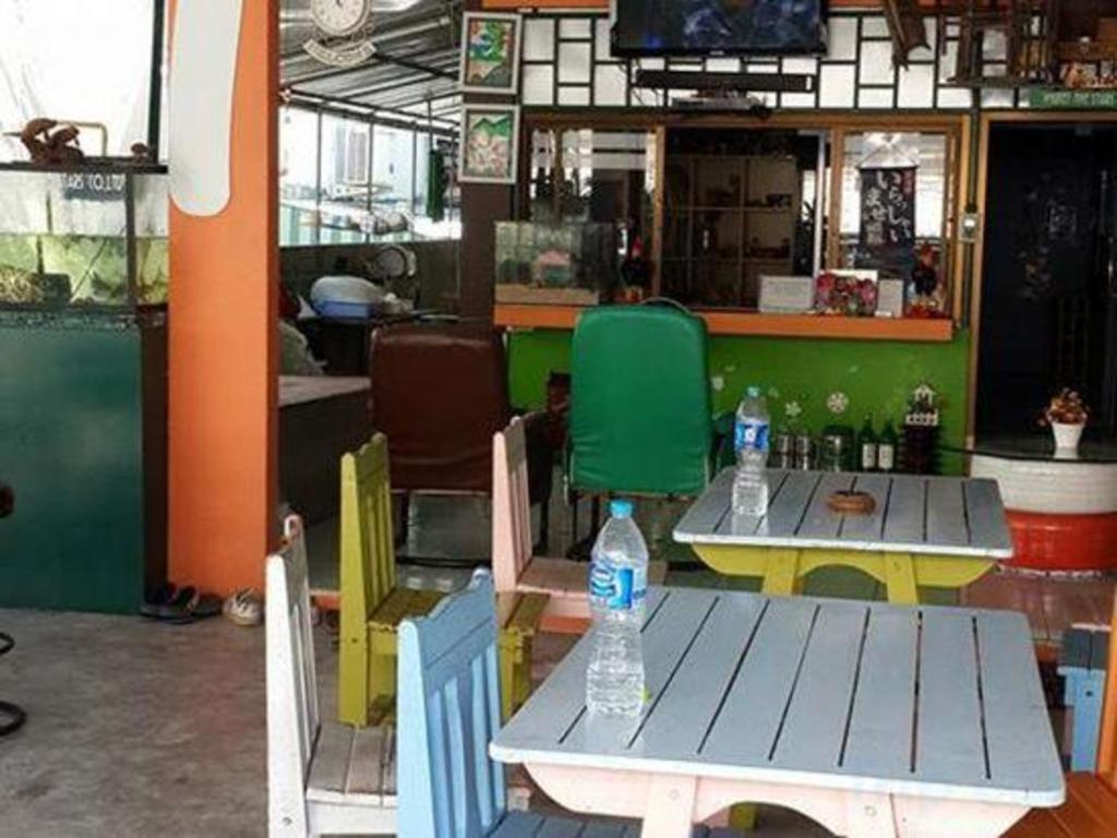 Oyo 586 I Hostel Phuket Bagian luar foto