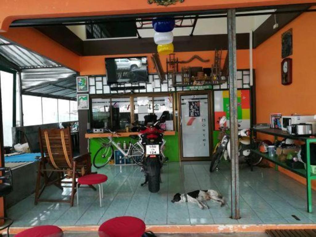 Oyo 586 I Hostel Phuket Bagian luar foto