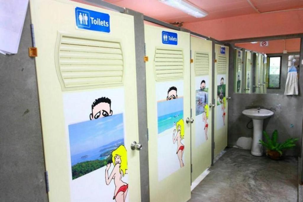 Oyo 586 I Hostel Phuket Bagian luar foto